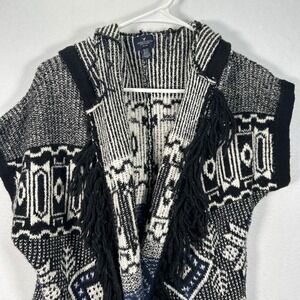 American Eagle Hooded Cardigan Vest Black White Geometric Fringe One Size OS